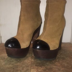 Blonde Ambition wood platform boots sz 8.5